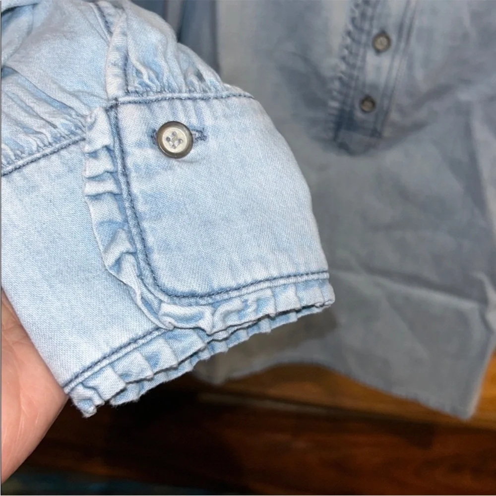 Free People NWT Denim Dreaming Pullover Size Large in So Soft Light Wash - Picture 10 of 12